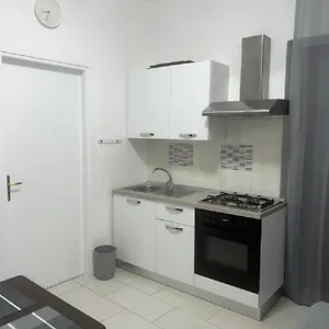 The Traveler's House Apartament Palermo