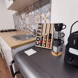 Casa Del Giglio - City Center Apartament Palermo