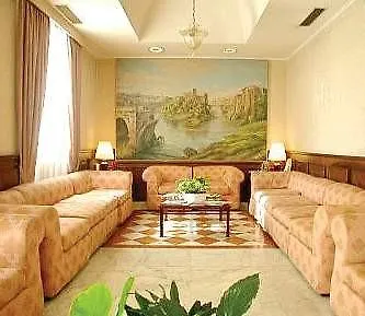 Hotel Traiano Rome 4*,